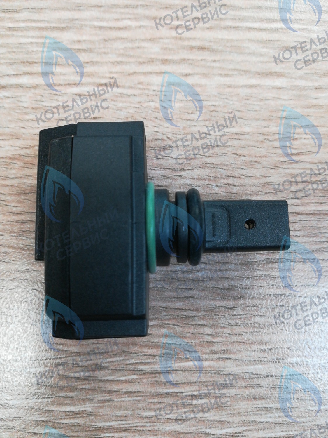 7828749 Датчик протока и температуры Viessmann Vitopend 100 в Новосибирске