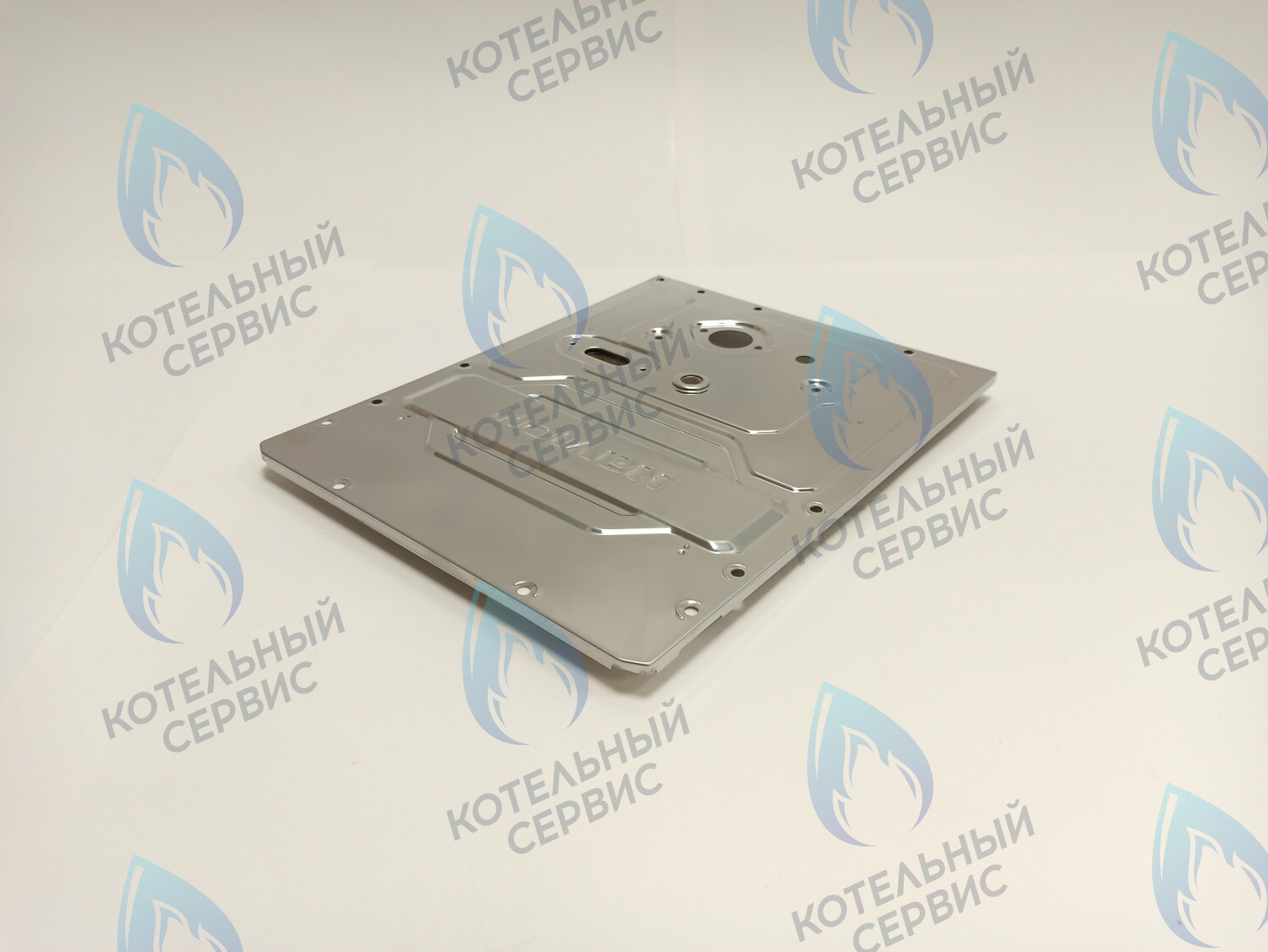 30020329A Крышка камеры сгорания (передняя) Navien DELUXE S/C/ONE/C Plus 13-24К (NGB350/351/352/300) в Новосибирске