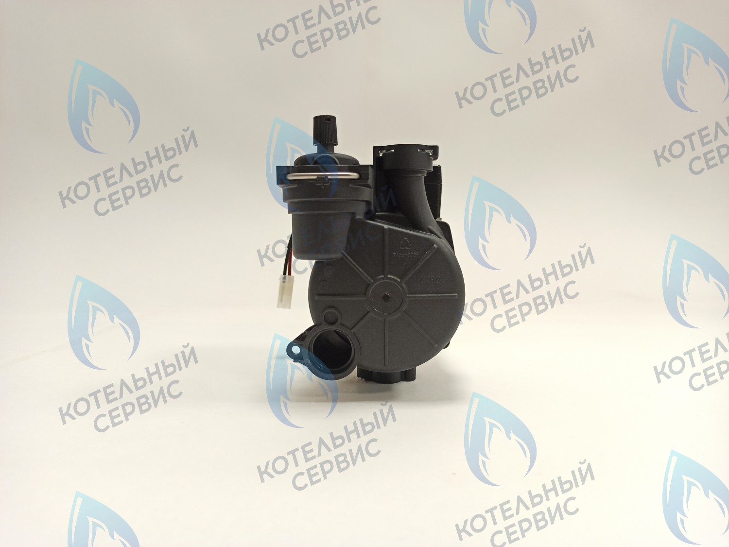 30034160A Насос циркуляционный NAVIEN Deluxe E/C (30022723B, 30022723A, 30022722B) в Новосибирске