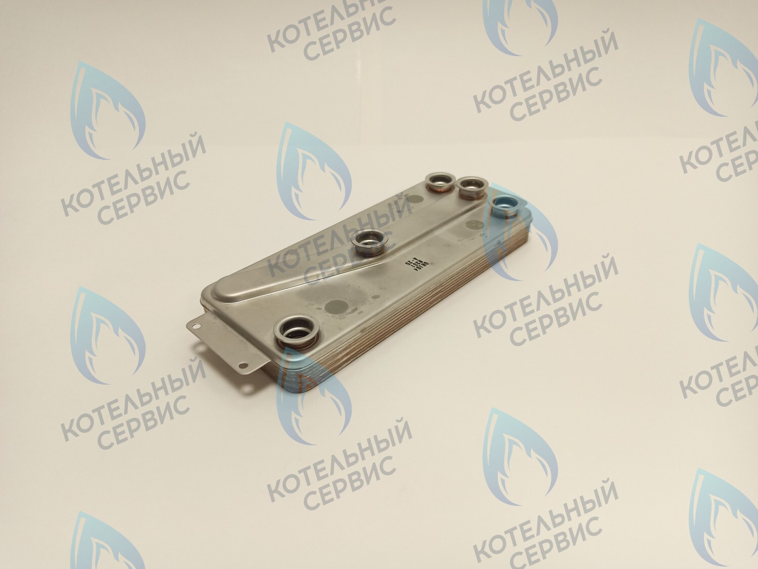 440016703 Теплообменник ГВС RINNAI RMF/CMF 257 (440012954) в Новосибирске