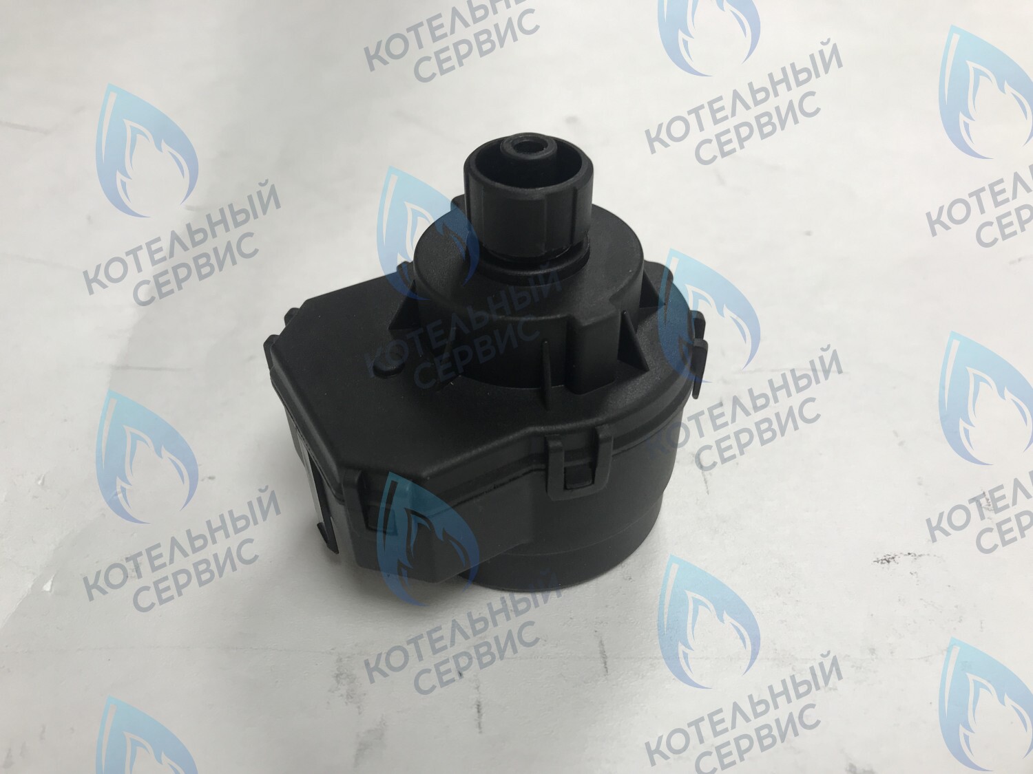 GM007-03 Сервопривод (мотор) трехходового клапана 220/240V  BAXI, KENTATSU, ELECTROLUX, IMMERGAS, FERROLI, HI-THERM, FEDERICA BUGATTI, LEMAX, E.C.A., BALTGAZ, FONDITAL, RODA в Новосибирске