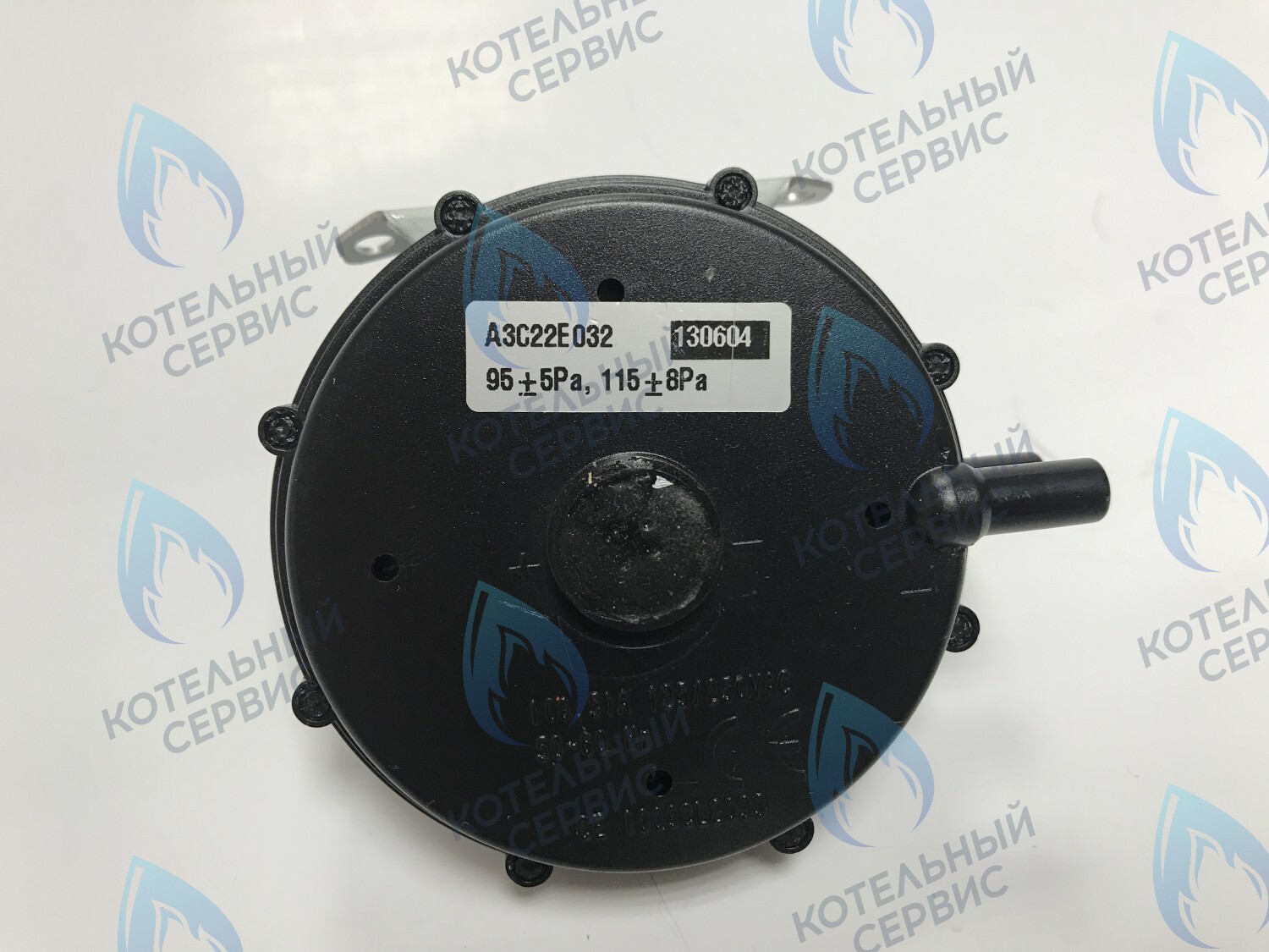 39817510 Реле давления воздуха (маностат)  (46160130, 398608700, 36402050, 398608701) FERROLI в Новосибирске