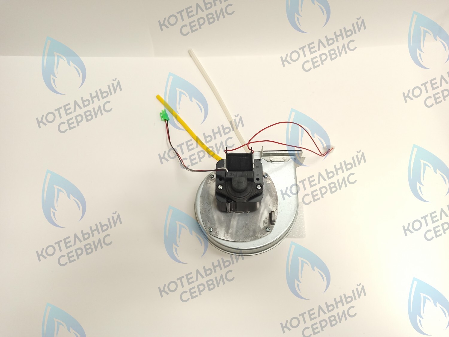 30012680A Вентилятор Navien Deluxe 13-24K (Ace 13-35К) в Новосибирске