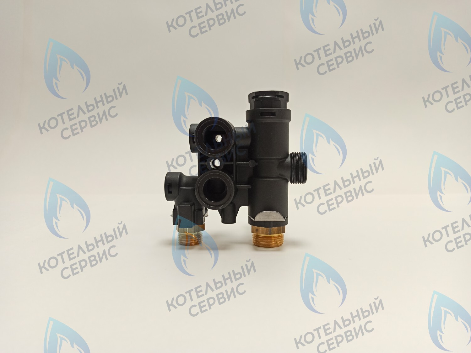 HH005B Часть гидрогруппы отопления подающая (пластик) Light 12кВт-18кВт-24кВт FEDERICA BUGATTI в Новосибирске