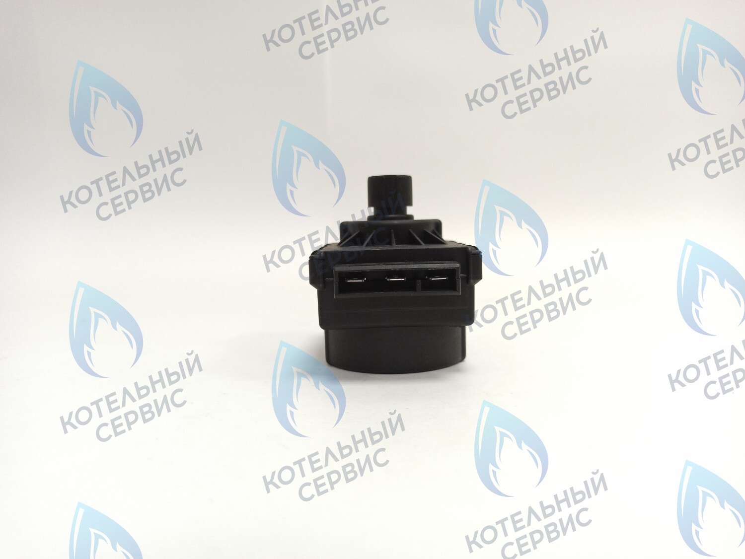 GM001-03 Сервопривод (мотор) трехходового клапана универсальный 7,5мм 220/240v (С) FERROLI, PROTHERM, VIESSMANN, ALPENHOFF, ALPHATHERM, ELECTROLUX, ROC, ELSOTHERM, OASIS, POLYKRAFT, HAIER, CHAFFOTEAUX, ARISTON, MIZUDO, ITALTHERM, THERMEX в Новосибирске