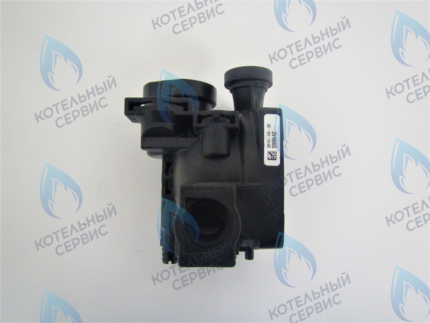 PMF01BG-NA Улитка циркуляционного насоса (отверстие сзади, два справа сбоку) FERROLI под насос GRUNDFOS (G30CCW) (без воздухоотводчика) в Новосибирске