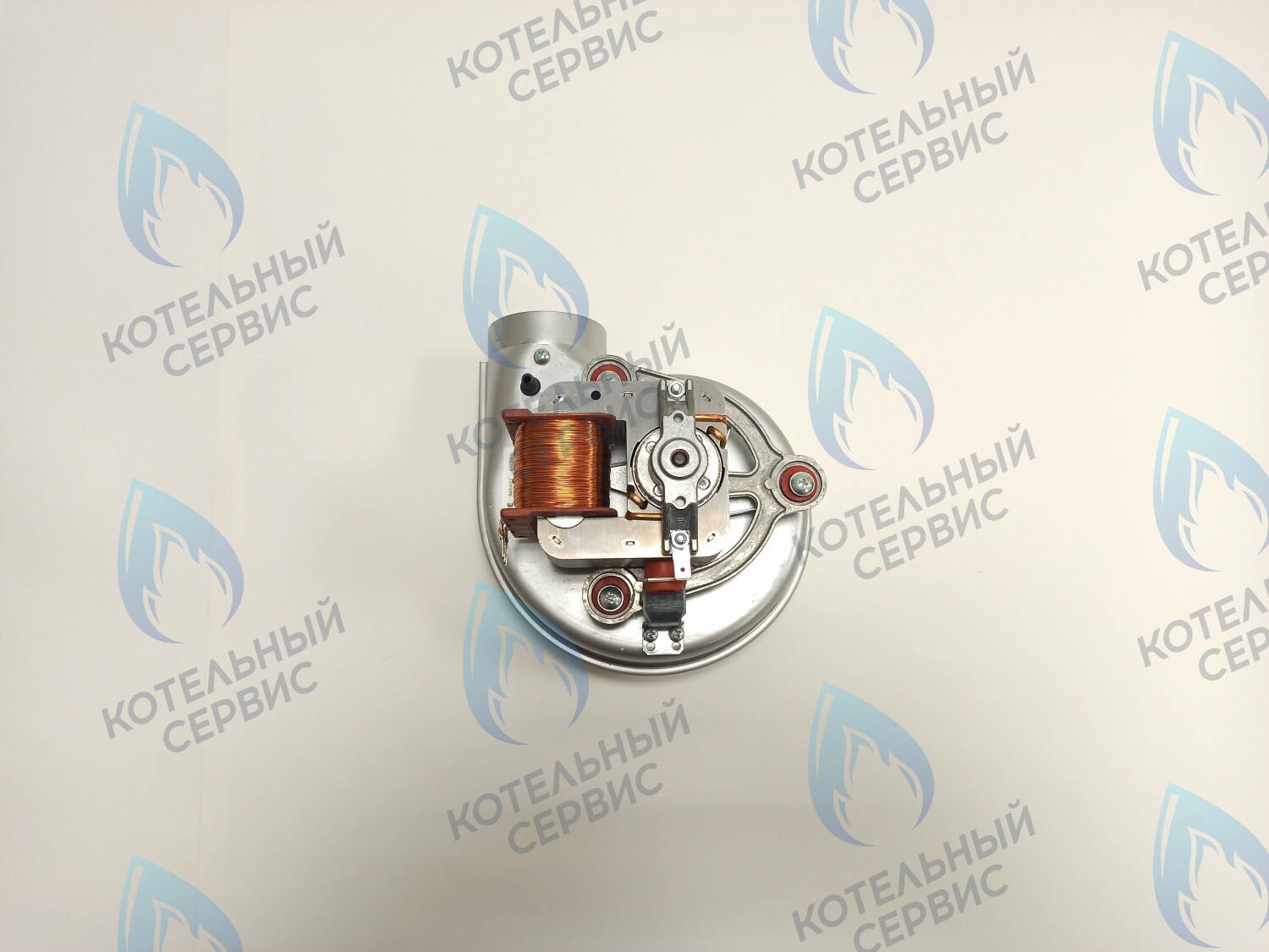 39818021 Вентилятор дымоудаления (60W) Ferroli Diva, Domina N, DOMIproject F 28-37 (39818020, 36601872, 36601871)) в Новосибирске