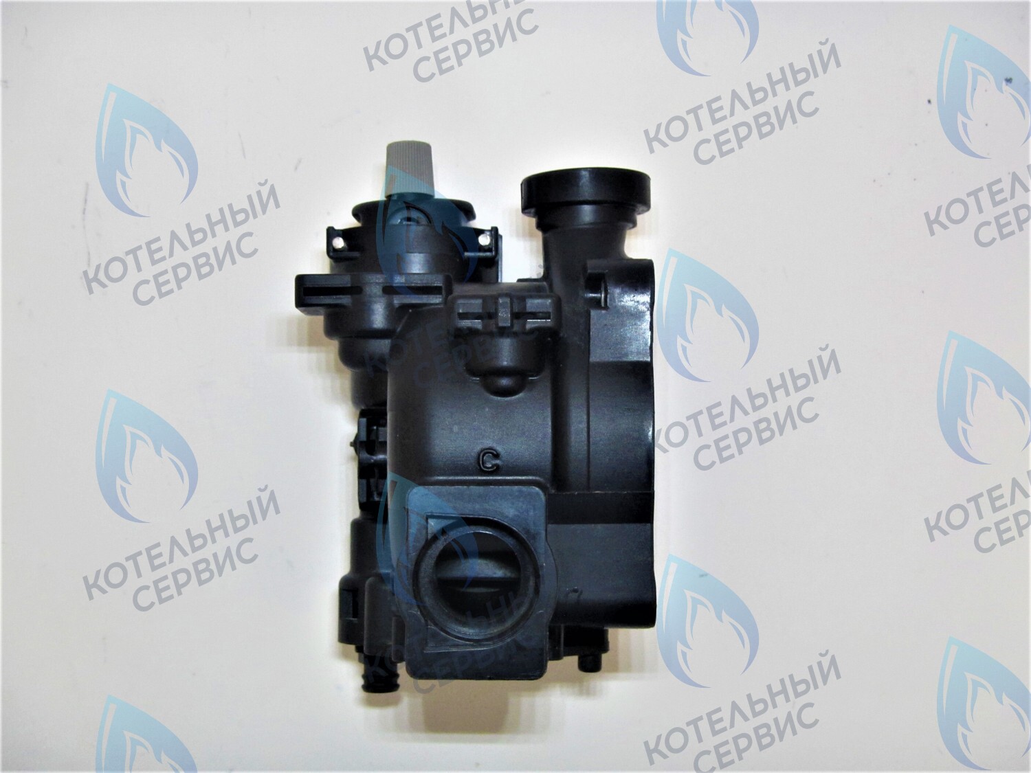 PMF01CW Улитка циркуляционного насоса (отверстие сзади, одно справа сбоку) FERROLI ARENA, DIVA под насос WILO (W21CW) в Новосибирске