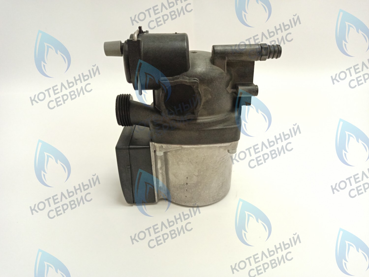 AA10010006 Насос GRUNDFOS UPS15-50 AOKR ELECTROLUX Hi-Tech 24 Fi, Hi-Tech 28 i (AA01000004) в Новосибирске