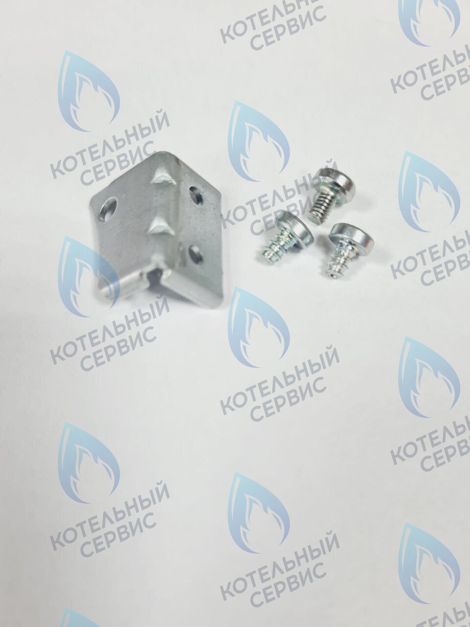 30033137A Металлический крепежный кронштейн  для замены нового насоса Шинху на существующий Фиксирующая скоба (1EA), болт (M4, 1EA), винт (4×6, 2EA) для Deluxe S/ONE, NCB 700 (необходим при замене 30033192A на 30020779B) в Новосибирске