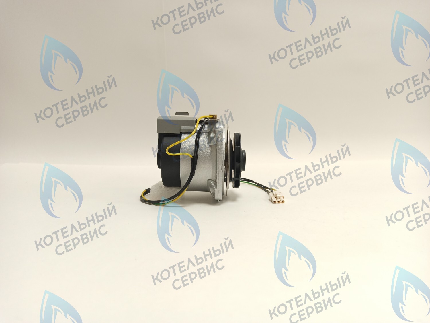 PH-W21CW50-WA82-Комп Двигатель насоса (черный пластик) (без улитки, с терминалом) (12/5, 15/5) аналог WILO 82w INTMSL15/5 HE-1 (21мм по часовой) в Новосибирске