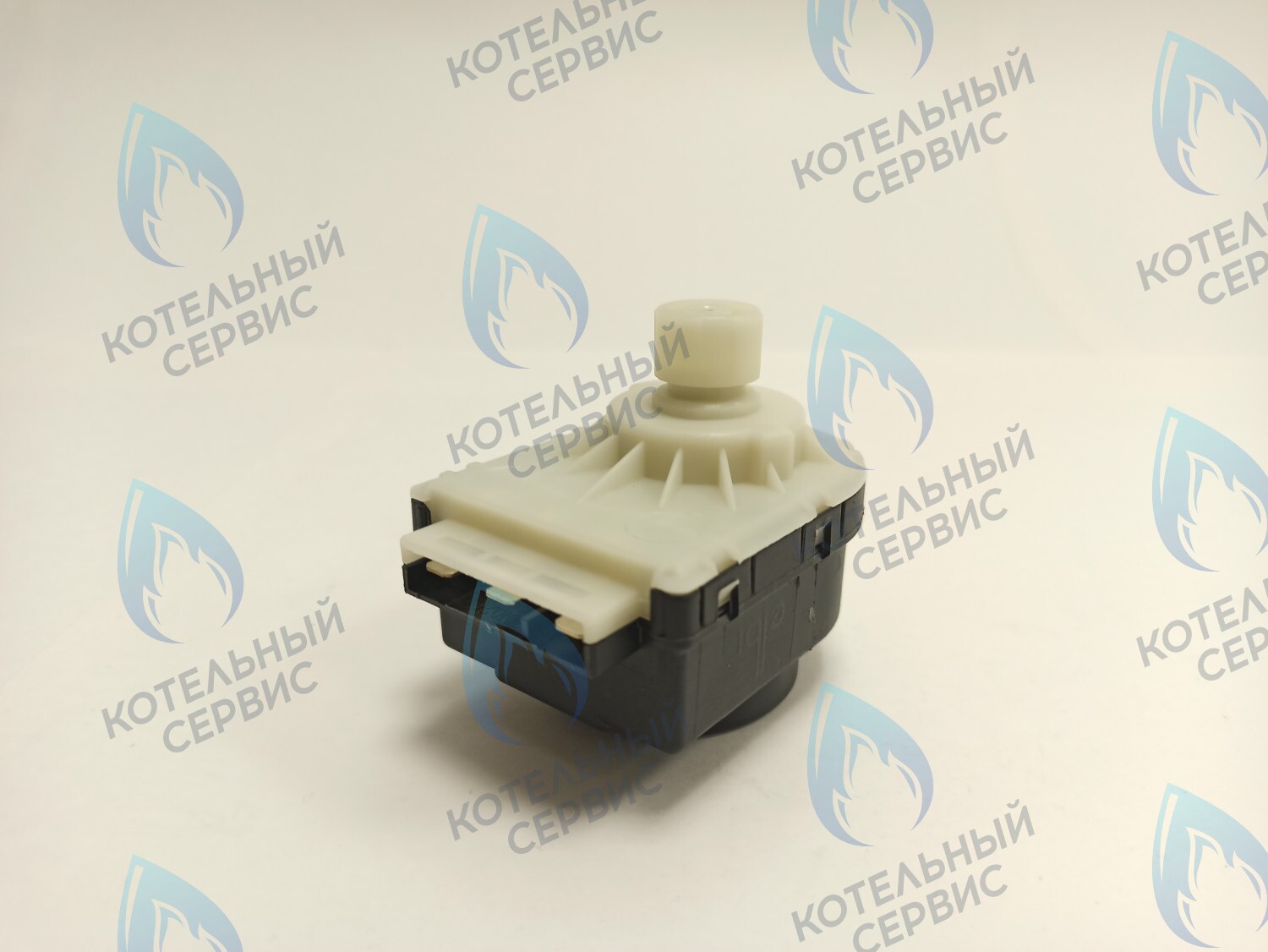GM001-04 Сервопривод (мотор) трехходового клапана Универсальный 7,5mm – 220/240V (ELBI) FERROLI, PROTHERM , Viessmann, Alpenhoff, ALPHATHERM, ELECTROLUX, ROC, ELSOTHERM, OASIS, POLYKRAFT, HAIER, CHAFFOTEAUX, ARISTON, MIZUDO,Thermex, ITALTHERM в Новосибирске