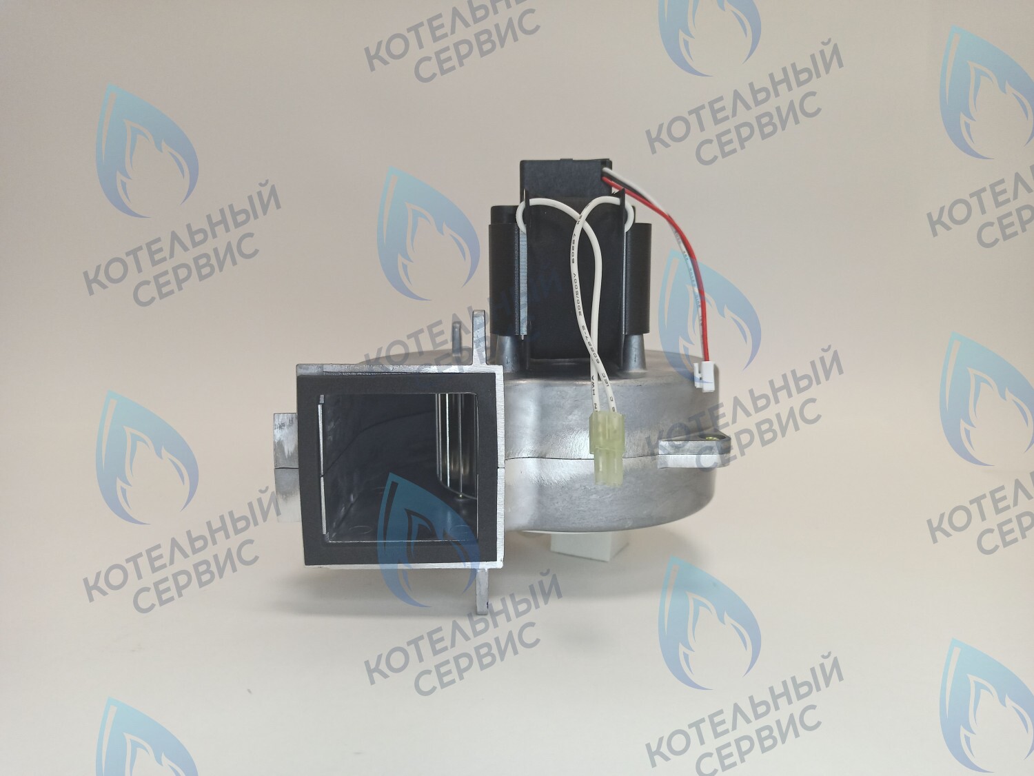 30021105A Вентилятор NAVIEN Deluxe S/C/ONE 13-24k в Новосибирске