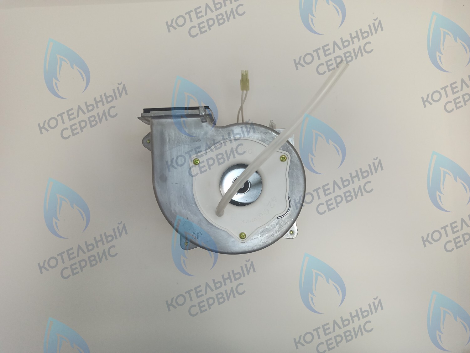 30021105A Вентилятор NAVIEN Deluxe S/C/ONE 13-24k в Новосибирске