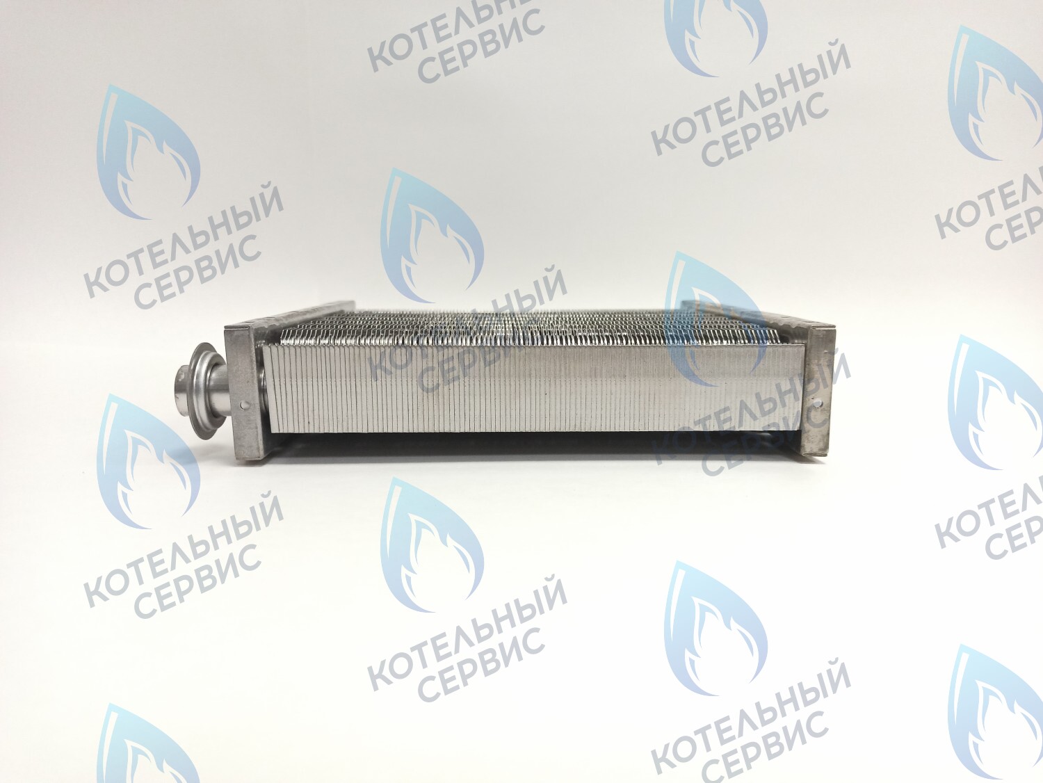 EM052-195 Теплообменник основной (первичный) Navien (с белыми прокладками в комплекте) Deluxe Е 10-24K. в Новосибирске