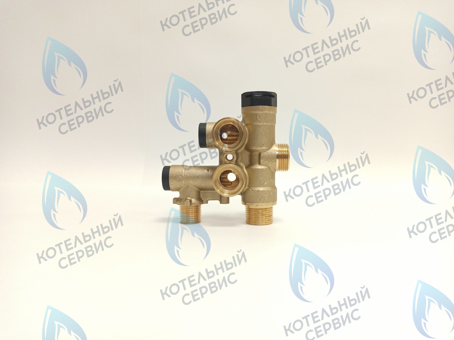 GGT016 Трехходовой клапан Viessmann Vitopend A1JB (7856970) в Новосибирске