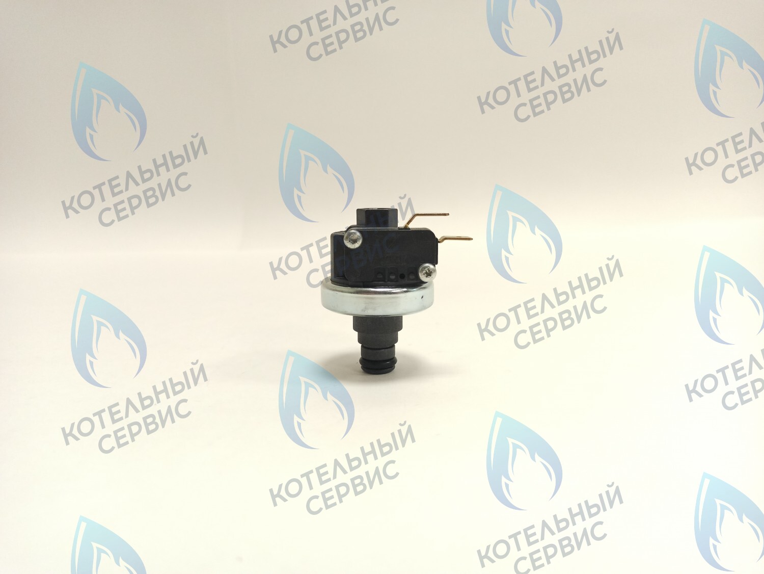 39404710 Датчик давления воды FERROLI в Новосибирске