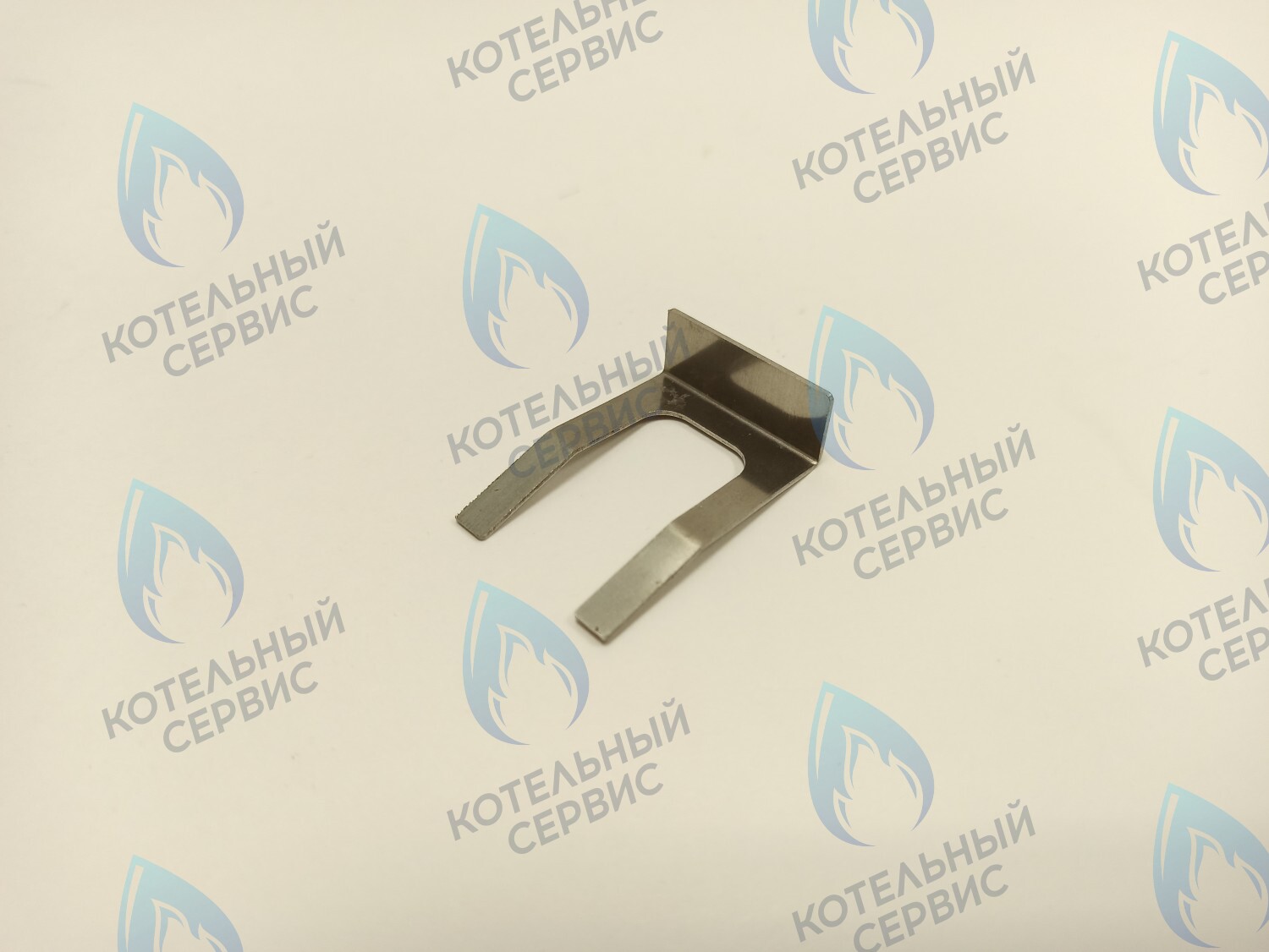 7021370093 Клипса крепления трехходового клапана KENTATSU в Новосибирске