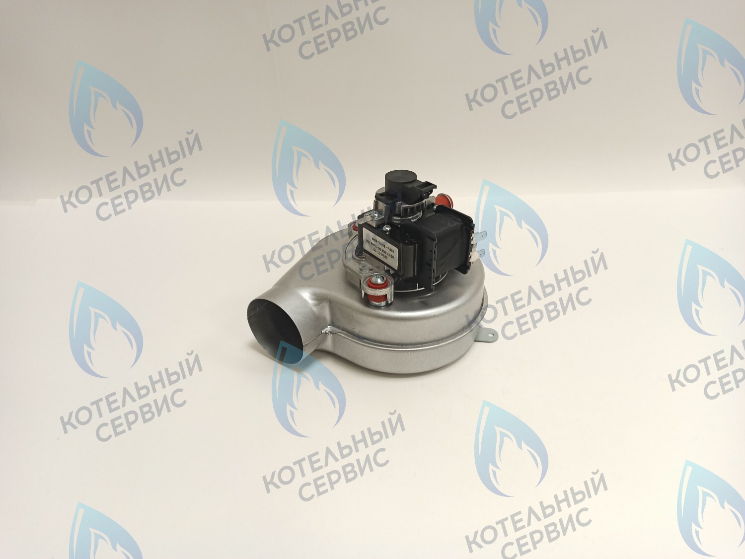 AF025-40W-С Вентилятор 40W BOSCH 6000 WBN6000-24C/24H И BUDERUS U072-24K/24 (87186429220) в Новосибирске