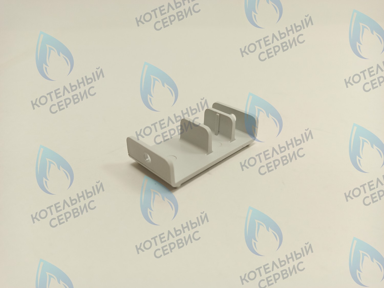 EM00042 Пластиковый держатель расширительного бачка KENTATSU Nobby Smart II 24/28/32-2CSF в Новосибирске